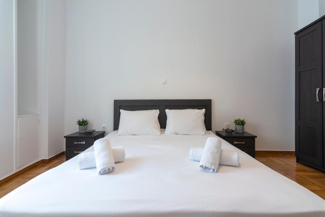Modern 2Bd Apt In Athens , 3-Min Metro Екстер'єр фото